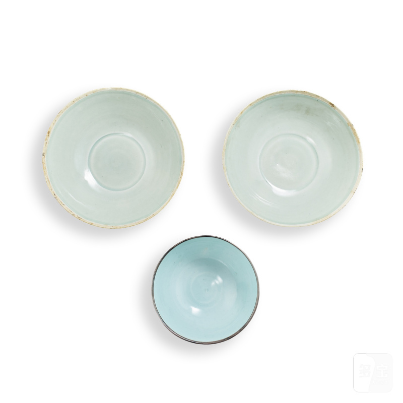 Three qingbai-glazed bowls, Southern Song dynasty | 南宋 青白盌三件 - 图2